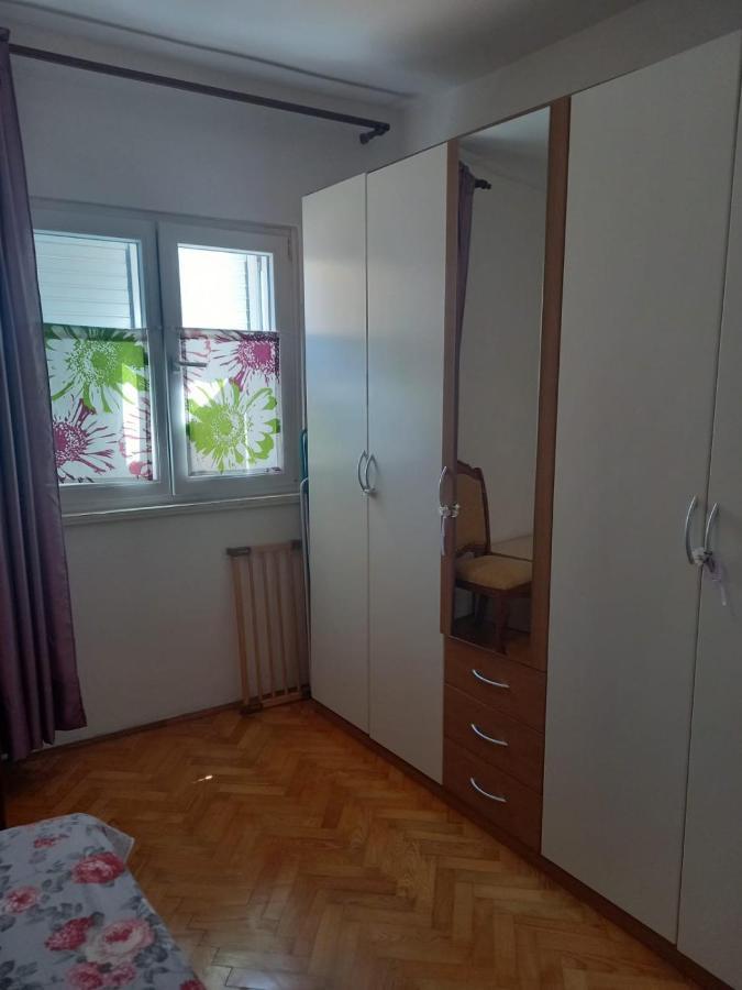 Apartman Rebeka Jezera Luaran gambar
